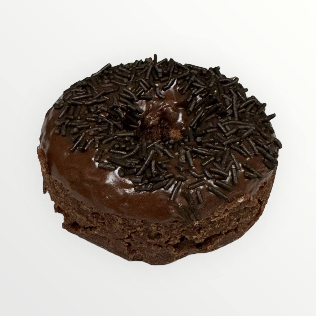 Double Chocolate Cake With Chocolate Sprinkle